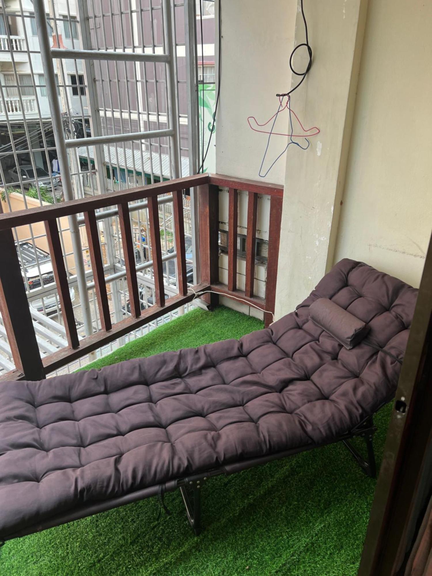 Jomtien Beach Hostel & Guesthouse Bagian luar foto